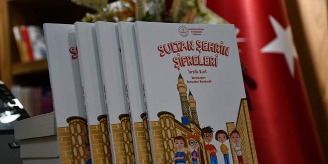 Şehit öğretmenler ve Eren Bülbül'ün vatan sevgisi öğrencilere aşılanıyor