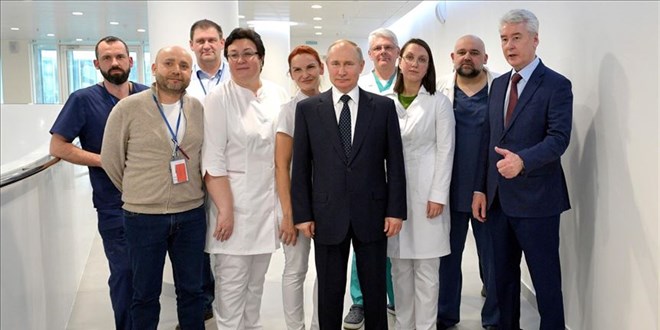 Kremlin Szcs: Putin, koronavirs as olacak