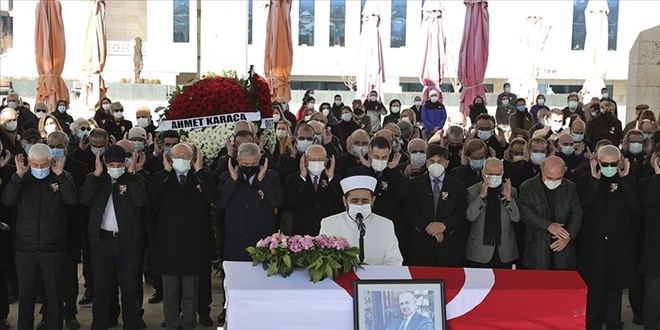 Vefat eden eski ODTÜ Rektörü son yolculuğuna uğurlandı