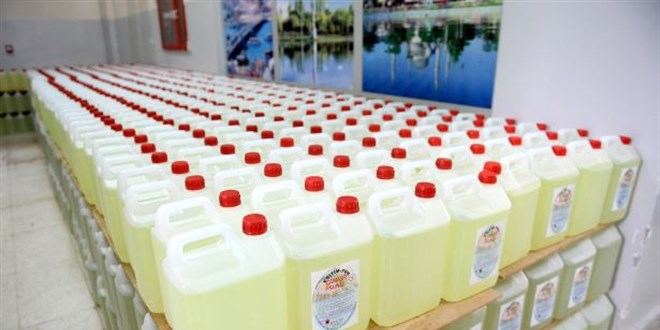 Öğrencilerin ürettiği hijyen malzemesi okullara dağıtıldı