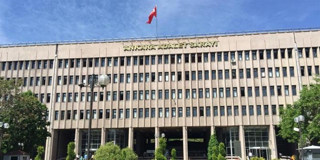 AK Parti İl Başkanlığı önündeki eyleme katılan 5 kişiye soruşturma