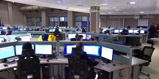 Başkentte 112 Çağrı Merkezinde yeni yıl mesaisi