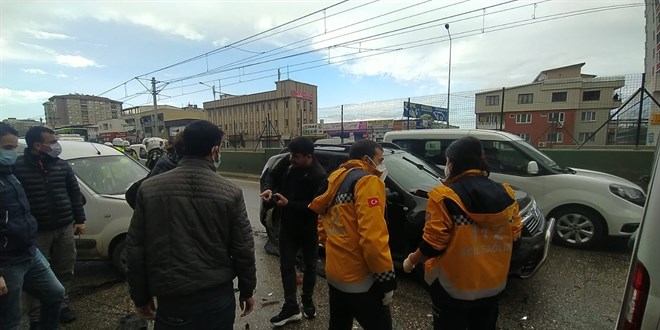 Kısıtlamada polis uygulama noktasında faciadan dönüldü