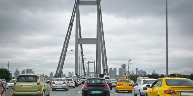 Köprü geçiş ücretlerine zam geldi