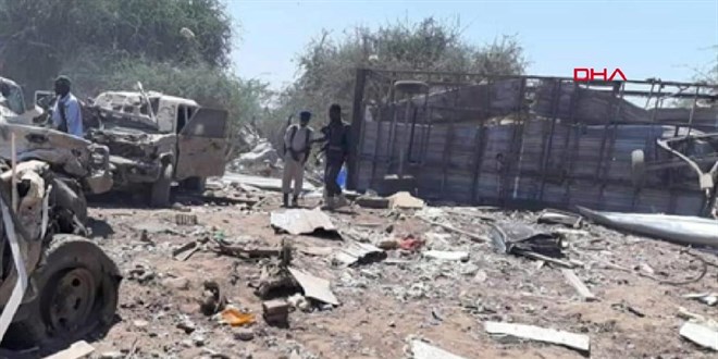 Somali'deki terr saldrsnda 2 Trk hayatn kaybetti