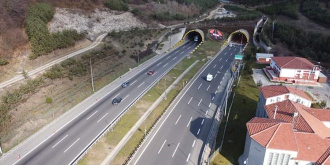 'İstanbul'un Anadolu'ya açılan kapısı'ndan milyonlarca araç geçti