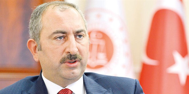 Bakan Gl ve letiim Bakan Altun'dan 'darbe arm' tepkisi