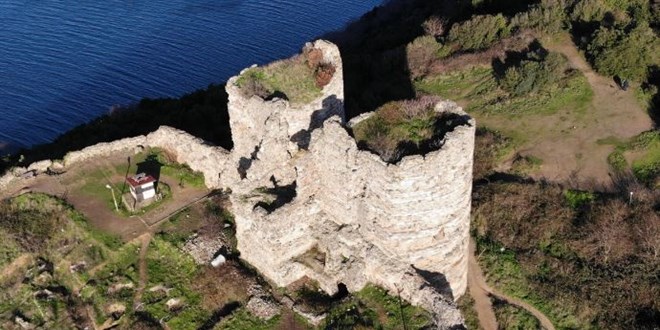 UNESCO listesindeki tarihi kale harabeye döndü