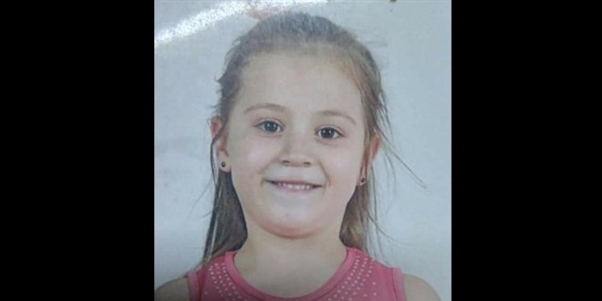 Muhtarın kızı sobadan zehirlenerek hayatını kaybetti