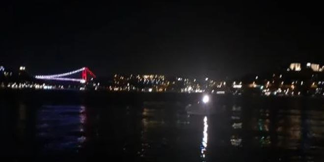 Beşiktaş'ta denize atlayan kişi kayboldu