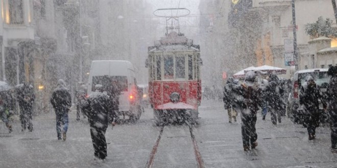 AKOM'dan uyar! stanbul'a kar geliyor