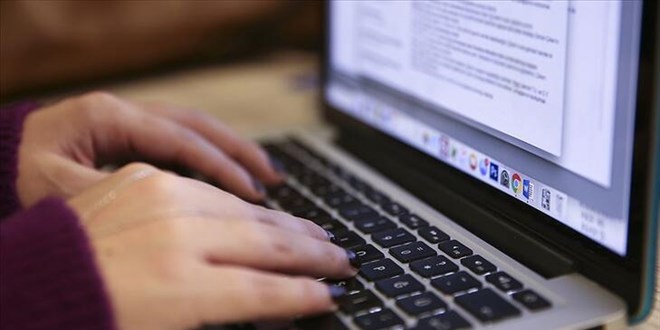Üniversitelerden, online sınavlarda ilginç tedbirler