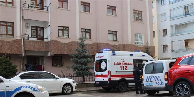 Başkent'te aile içi kavgada bıçaklanan baba hayatını kaybetti