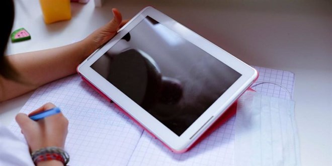 MEB, 45 bin 620 öğrenciye daha tablet bilgisayar dağıttı
