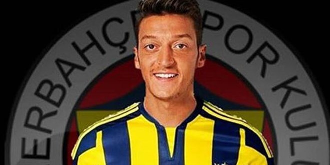 Fenerbahçe'den heyecanlandıran Mesut Özil paylaşımı