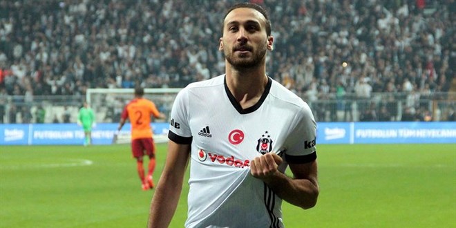 Cenk Tosun'dan Beikta paylam