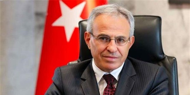 Rektör, kendini dekan olarak atadı: Mecbur kaldığım için yapıyorum
