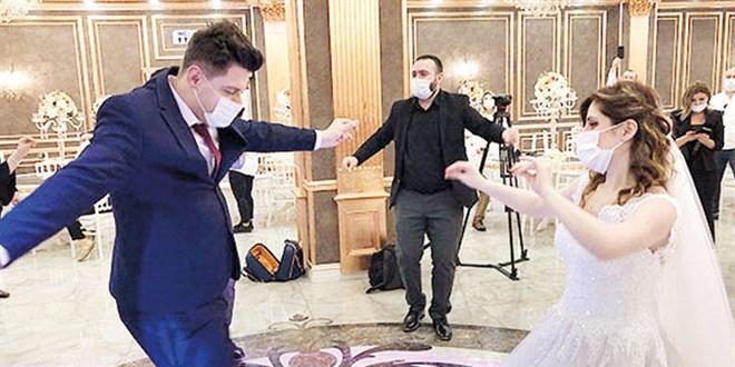Düğünlere gizli davetli dönemi... Memnun kalınmazsa belge iptal edilecek