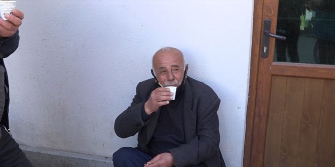 'Üçüncü kattan düştüm ölmedim. Bana korona ne yapabilir'