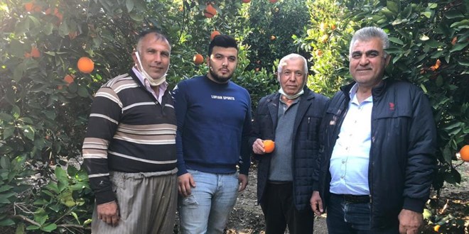 Çiftçi üretiyor aracı kazanıyor
