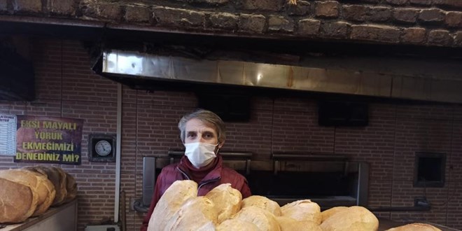 Onlara yasak yok, sıcak karşısında çalışmaya devam ediyorlar