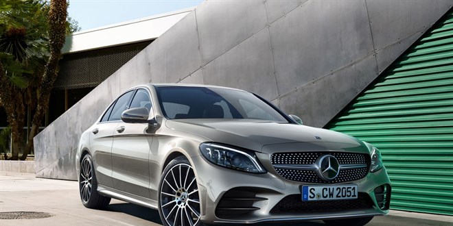 Mercedes 1 milyondan fazla aracını geri çağırdı!