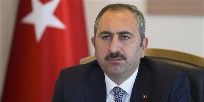 Bakan Gül'den YÖK'e teşekkür