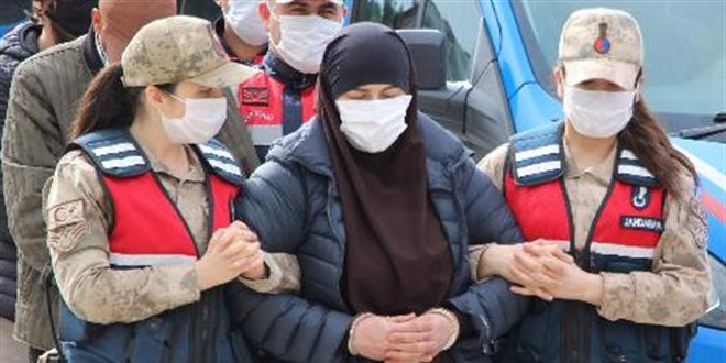 Kırmızı bültenle aranan DEAŞ'lı kadın sınır dışı edilecek