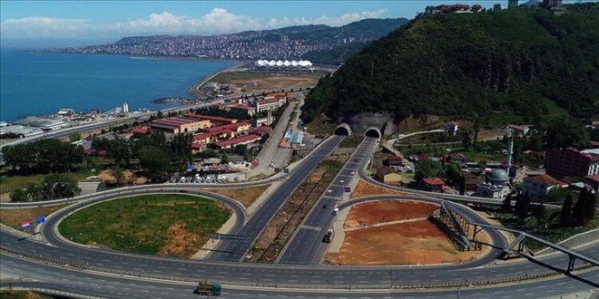 Trafiği rahatlatacak projenin yüzde 60'ı tamamlandı