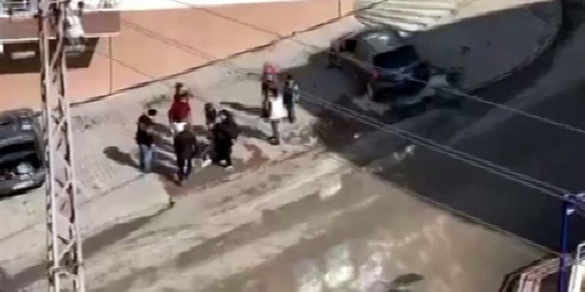 Kanepede zıplarken 4'üncü kattan düşen Beyza, ağır yaralandı