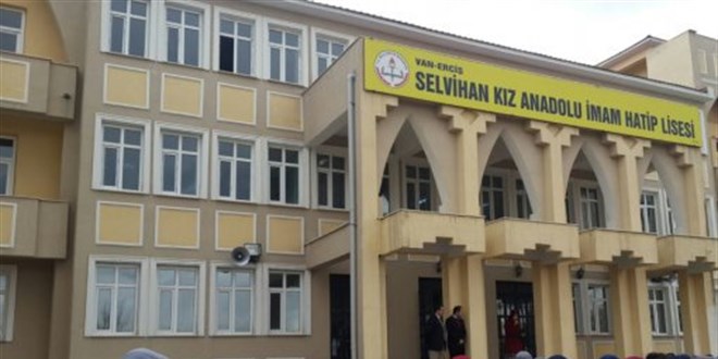 İmam hatip öğrencileri 'Oku-Yorum' projesiyle kitap okumak için yarışacak