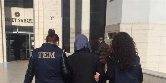 FETÖ firarisi kadın öğretmen sahte kimlikle yakalandı
