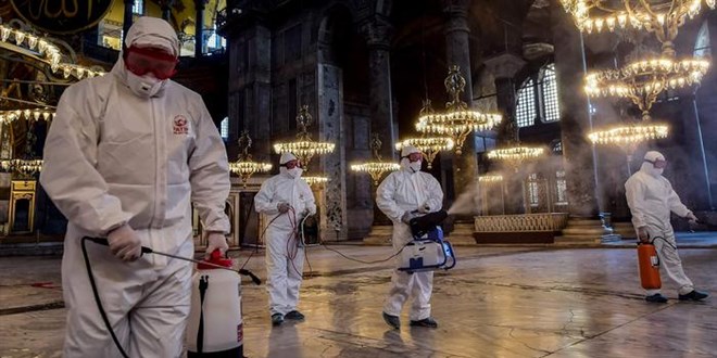 Türkiye'nin koronavirüsle mücadelesinde son 24 saatte yaşananlar