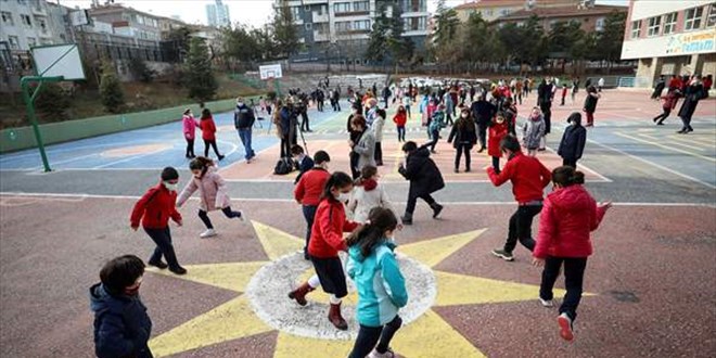 Başkent'te tüm kademelerde yüz yüze eğitim başladı