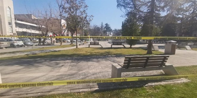 Mutant virüs vakalarının arttığı ilçede parklar kapatıldı
