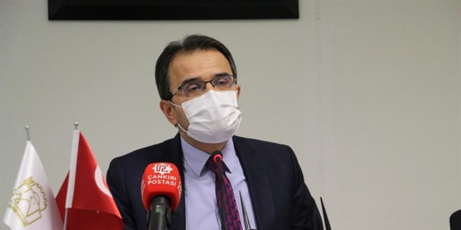 Vali uyardı: Aşı olsak da tedbirleri bırakmayalım