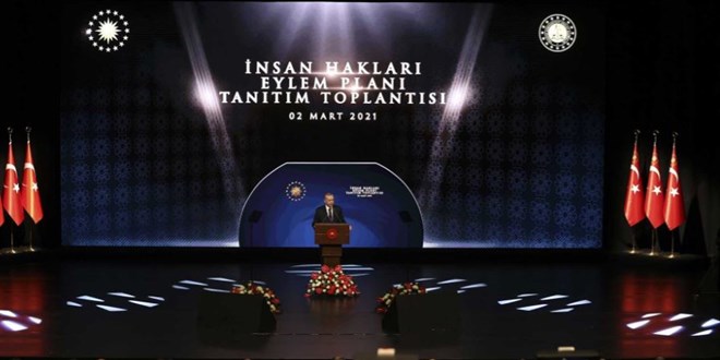 Akademisyenler İnsan Hakları Eylem Planı'nı değerlendirdi