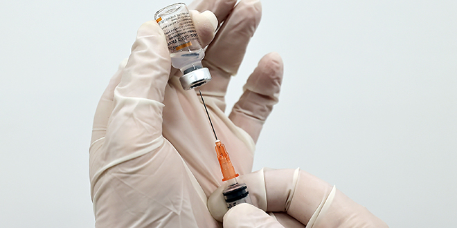 Üniversiteden 'CoronaVac' araştırması: Tek dozda antikor oluşumu yüzde 77,5