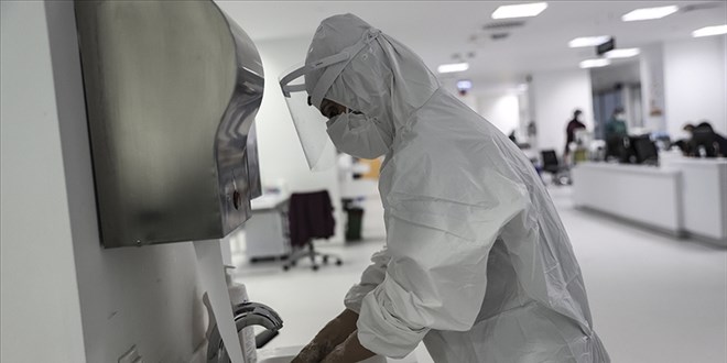 DSÖ: Kadınlar, Kovid-19 ile mücadelede ön saflarda