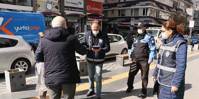 'Çok yüksek riskli' illerde denetimler devam ediyor