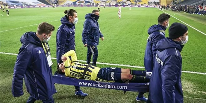 Mesut Özil: Önümüzdeki maçlarda olamayacağım