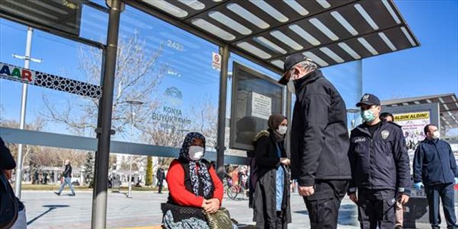Kırmızı renkte olan Konya'da denetim için polis sayısı yüzde yüz arttı