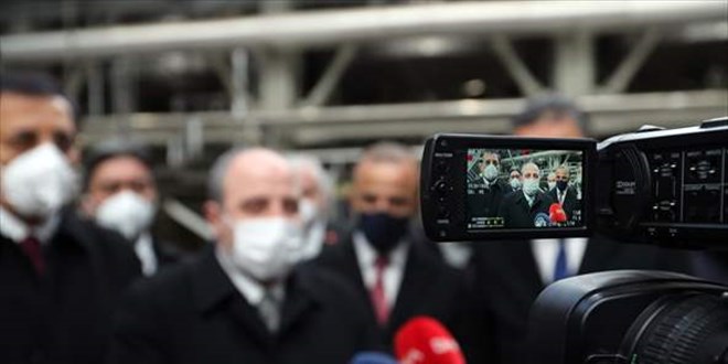 Bakan Varank, Bolu'da sanayi yatırımlarını inceledi