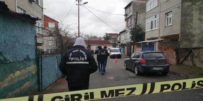 Amcaları araçlarında saldırdı: Genç kadın öldü, kardeşi ağır yaralandı