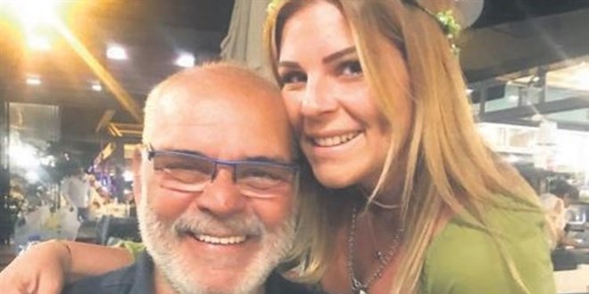 Pelin Öztekin babası Rasim Öztekin'i anlattı:Tiyatrocu olma aç kalırsın kızım