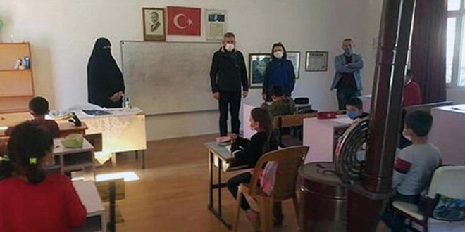 İmam eşinin çarşaflı derse girmesine ilişkin soruşturma açıldı