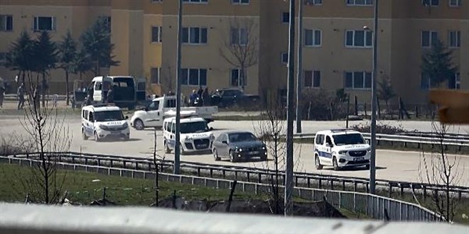Uygulamadan kaçan sürücüler, başka ekibe yakalandı