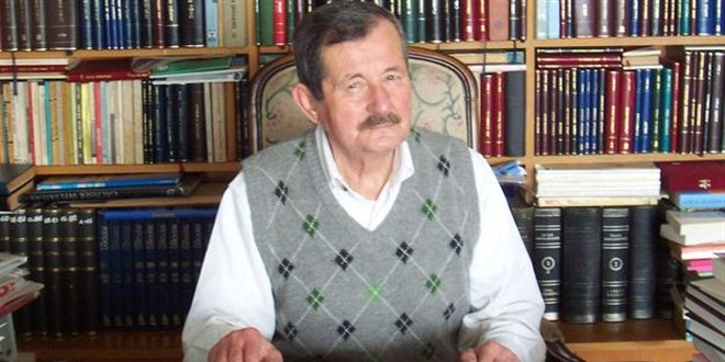 Ünlü yazar Erol Toy hayatını kaybetti!