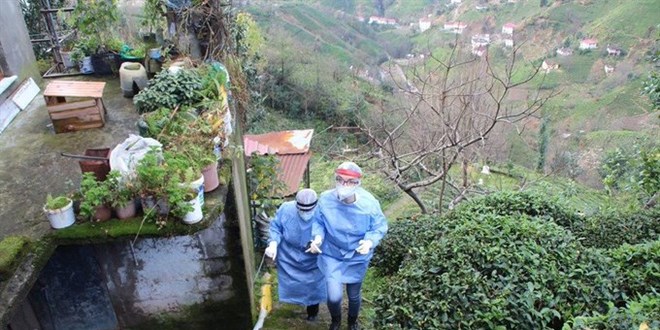 Evinde bulunamayan Kovid-19 hastası otogarda yakalandı