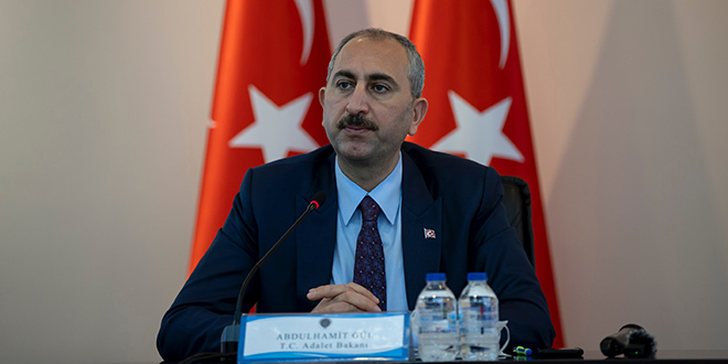 Adalet Bakanı Gül, Gebze'de avukatın öldürüldüğü saldırıyı kınadı